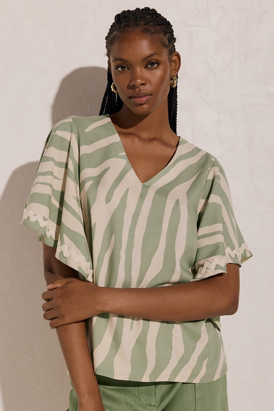 εμπριμέ τοπ γυναικείο