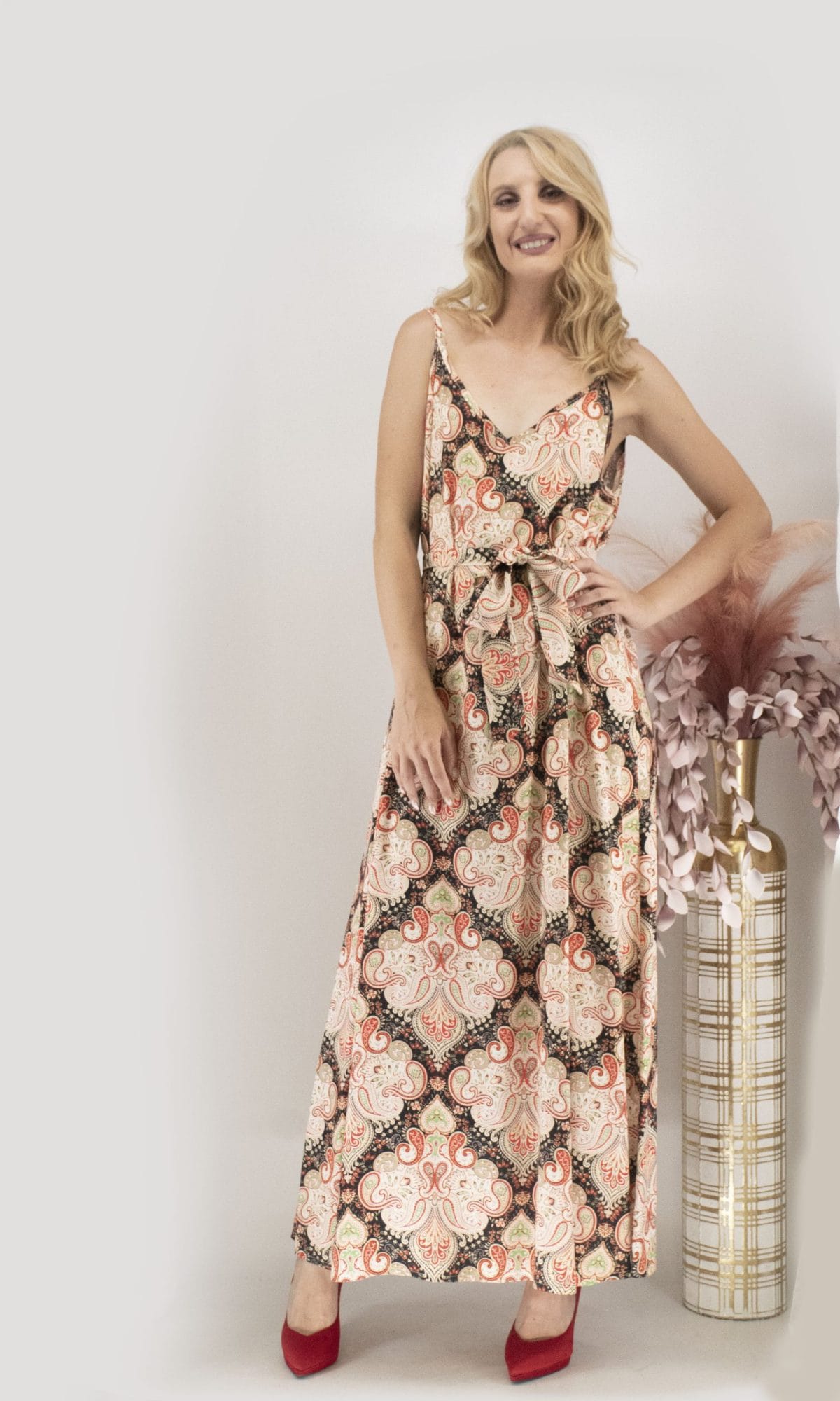 Φόρεμα μάξι εμπριμέ με τιράντες