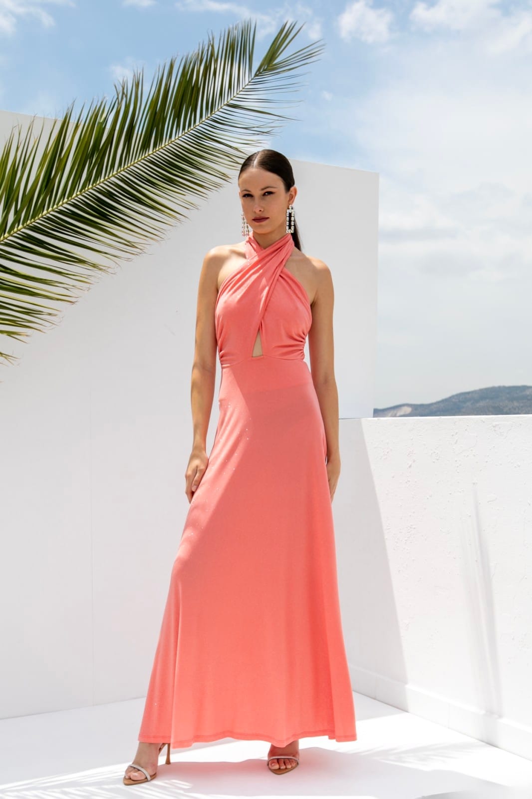 ΦΟΡΕΜΑ ΜΑΞΙ ΜΕ ΔΕΣΙΜΟ ΣΤΟ ΛΑΙΜΟ