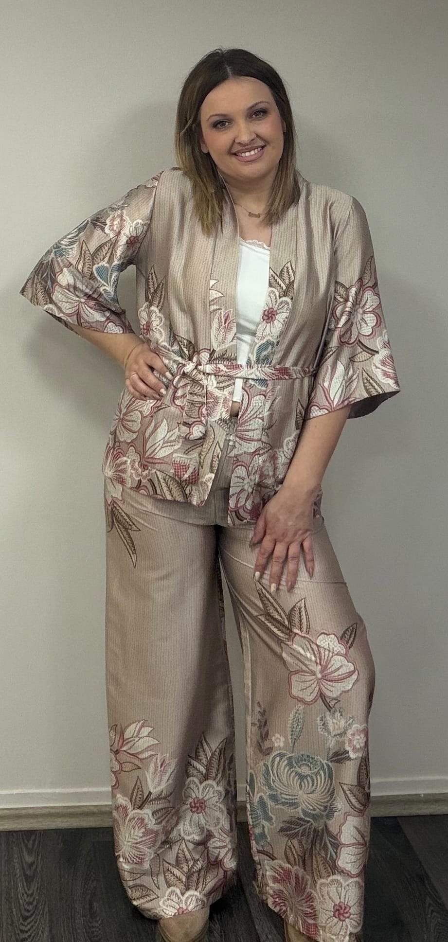 Παντελόνα Σατέν Εμπριμέ Φαρδιά Γραμμή